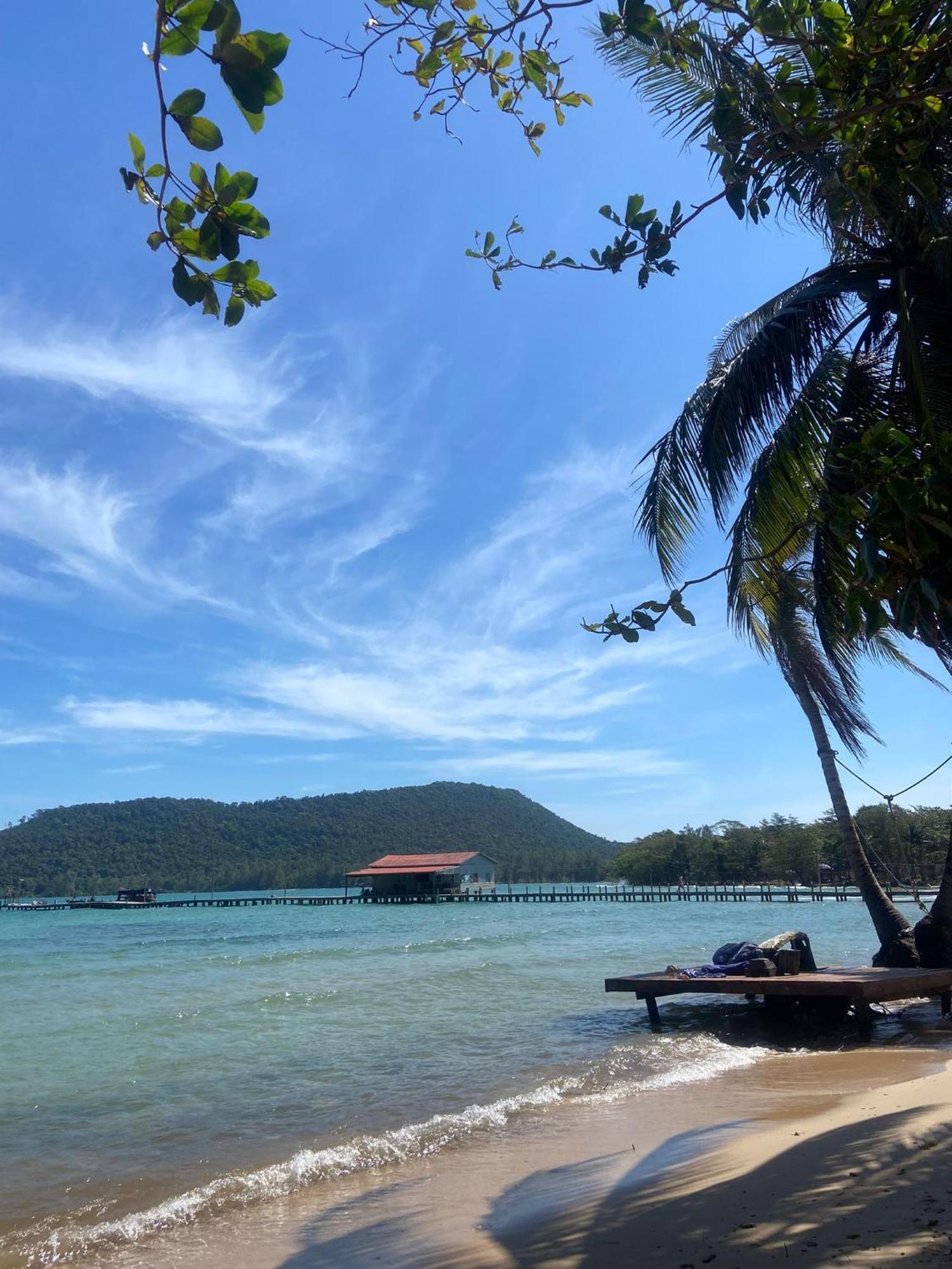 Easy Tiger - M'Pai Bay Beach, Đảo Koh Rong Samloem Ngoại thất bức ảnh