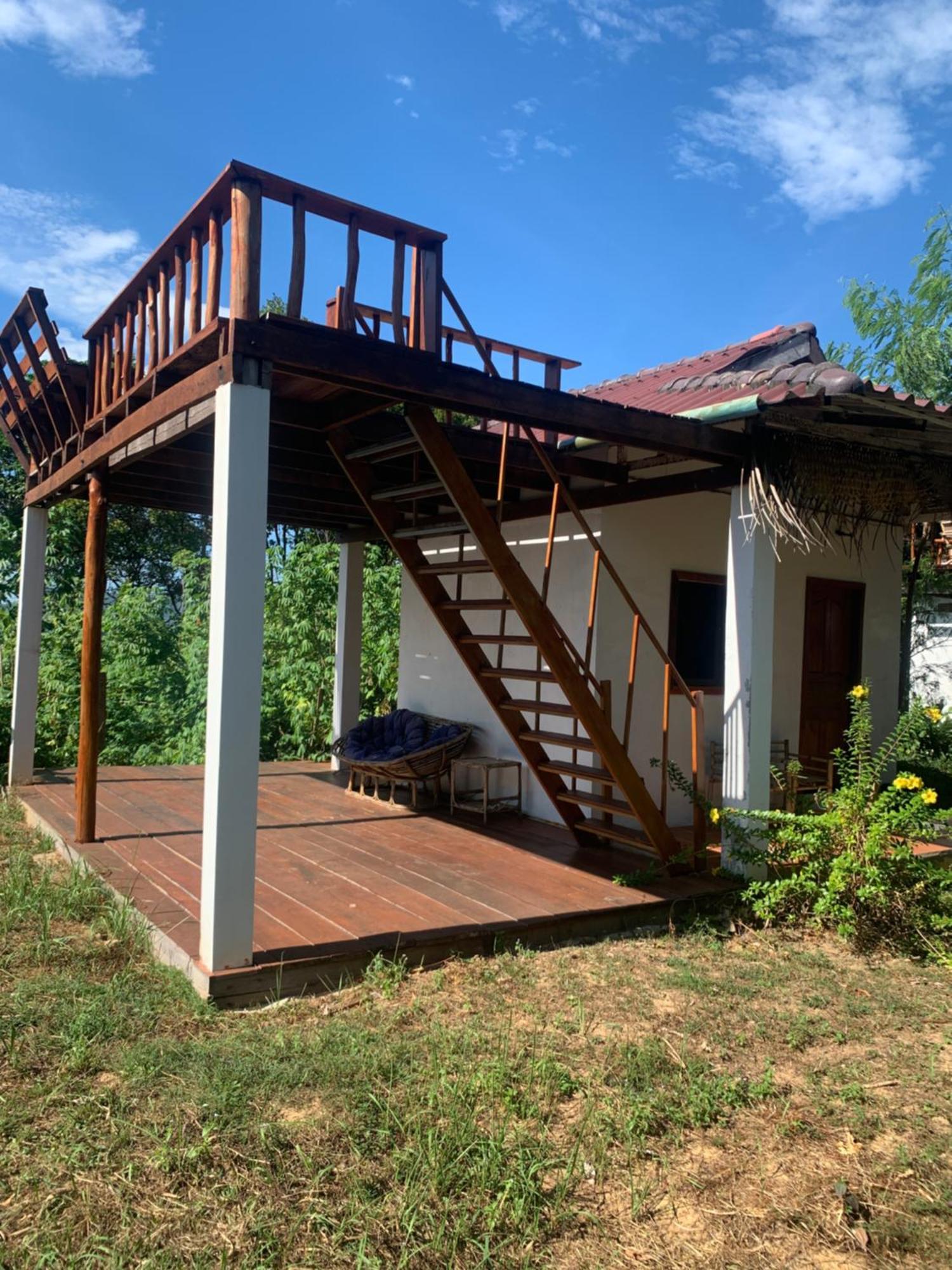 Easy Tiger - M'Pai Bay Beach, Đảo Koh Rong Samloem Ngoại thất bức ảnh