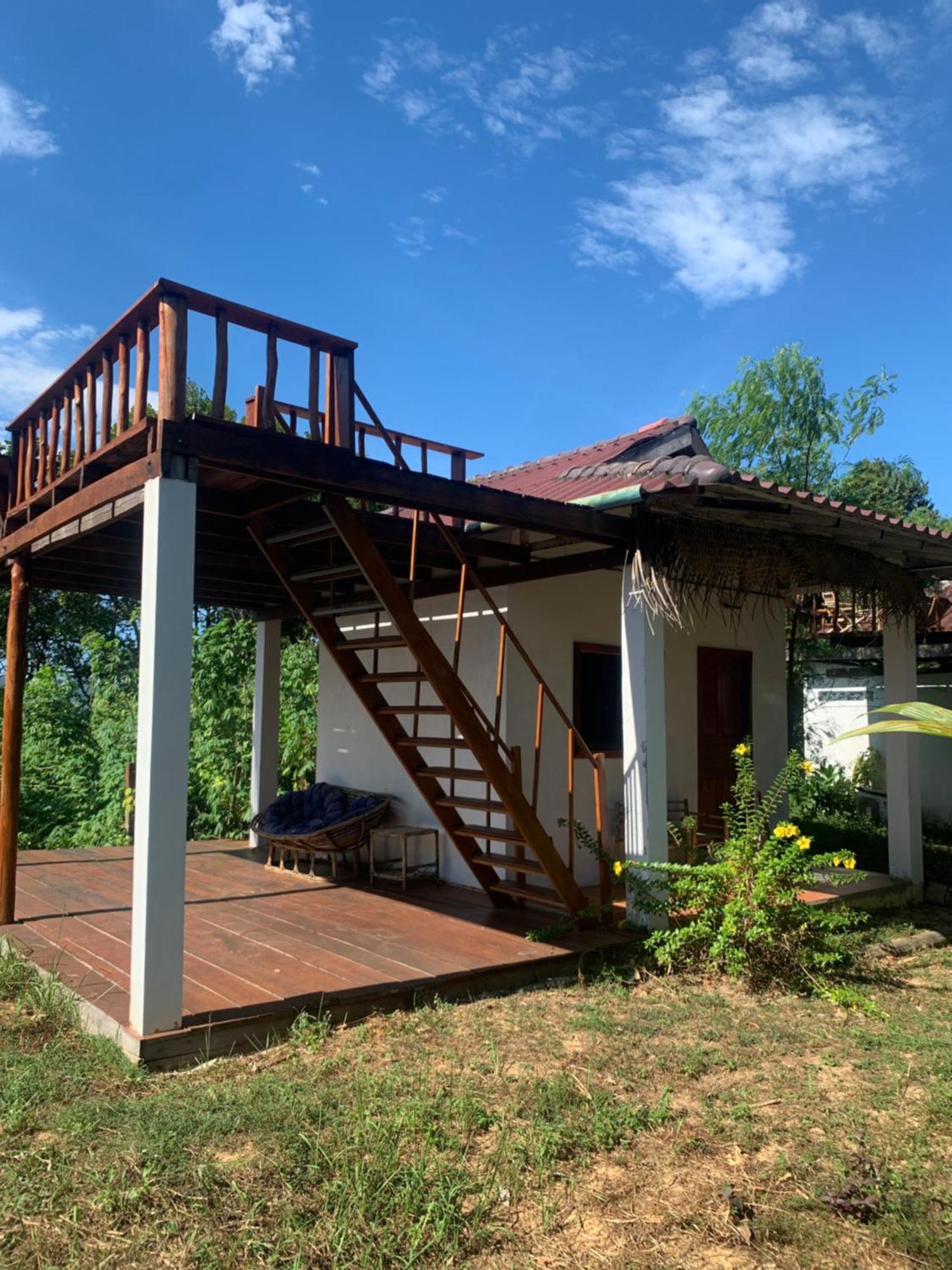 Easy Tiger - M'Pai Bay Beach, Đảo Koh Rong Samloem Ngoại thất bức ảnh