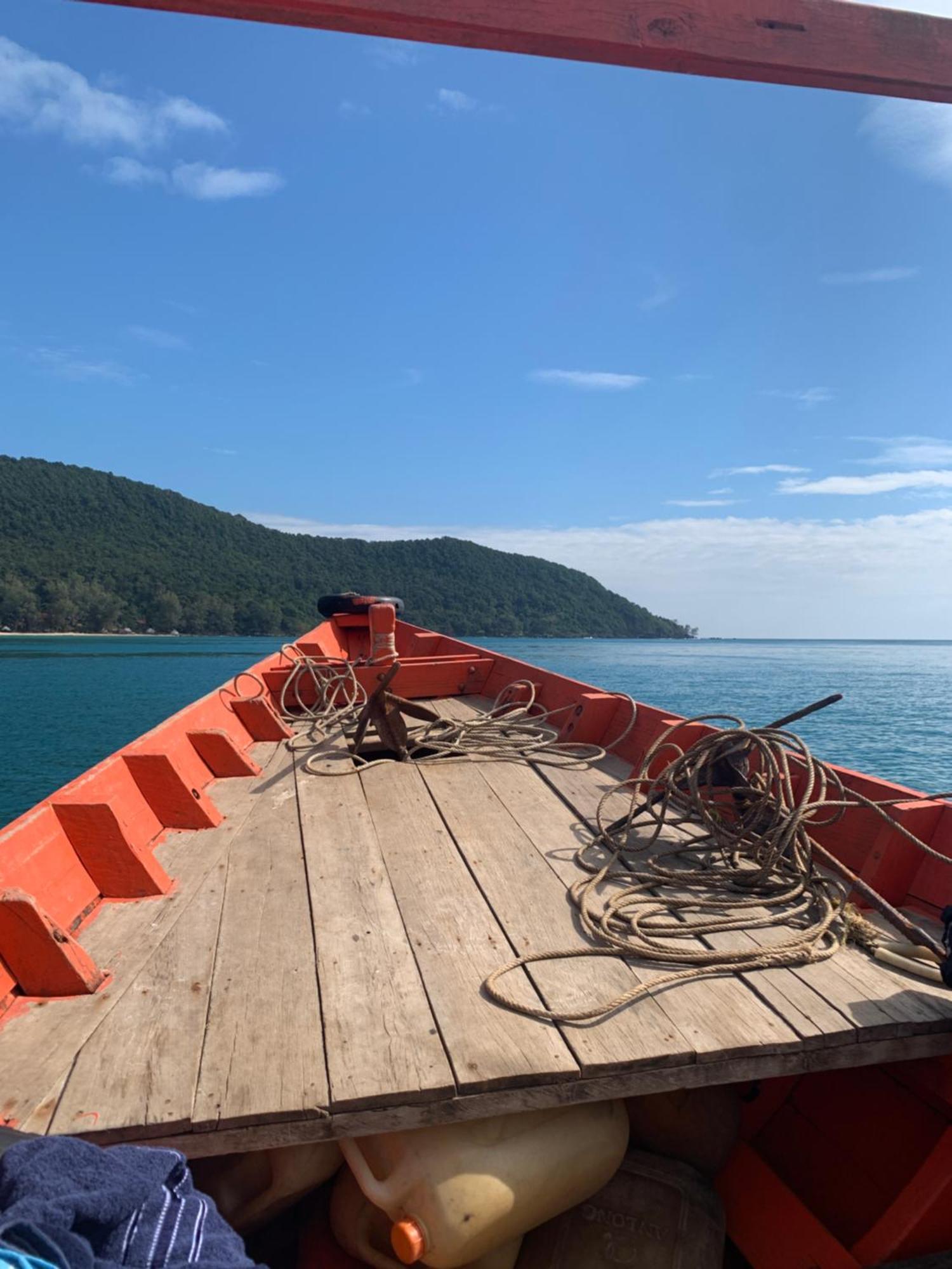 Easy Tiger - M'Pai Bay Beach, Đảo Koh Rong Samloem Ngoại thất bức ảnh
