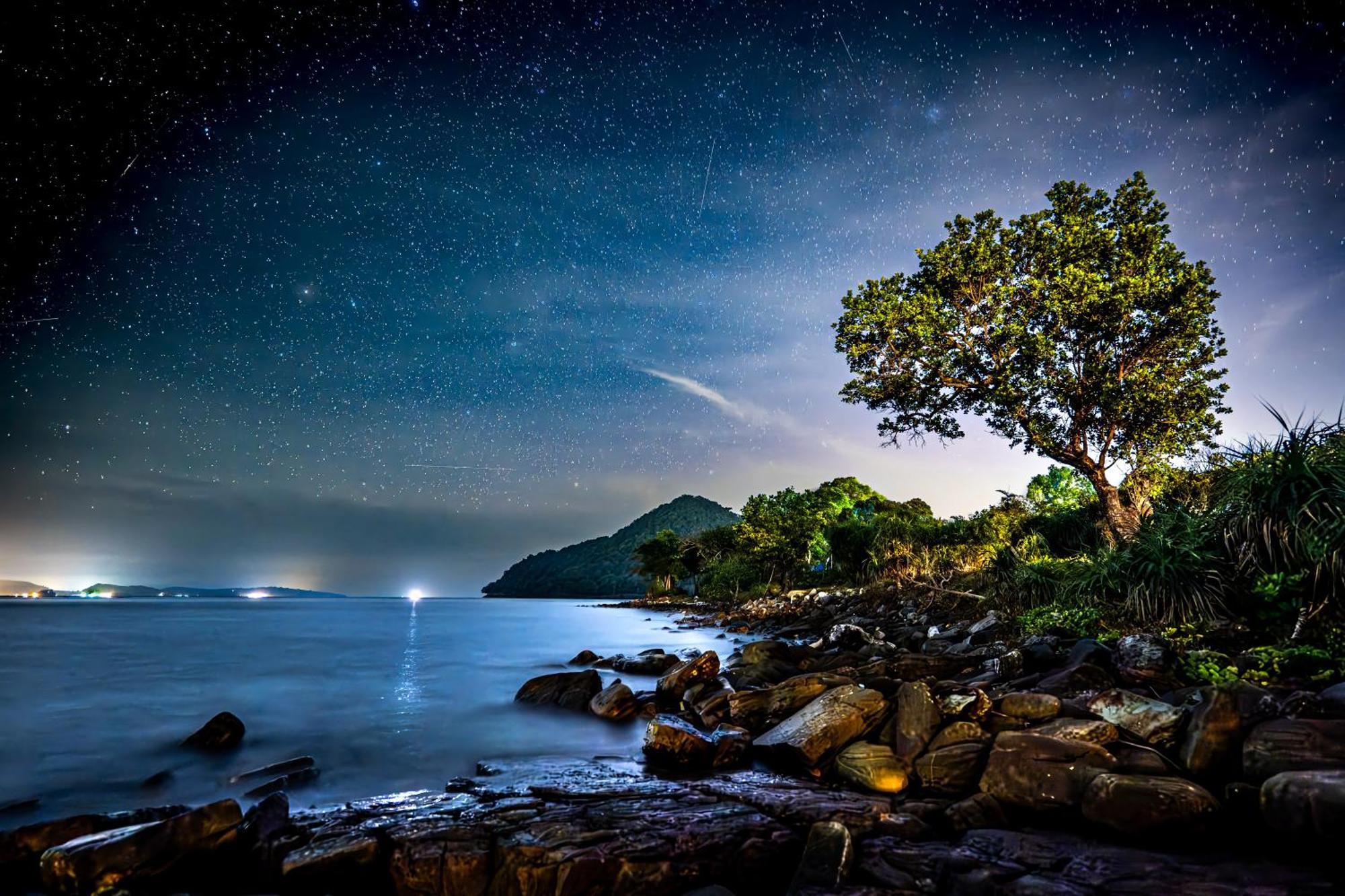 Easy Tiger - M'Pai Bay Beach, Đảo Koh Rong Samloem Ngoại thất bức ảnh